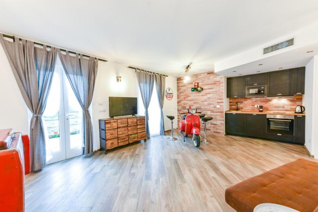 Vespa Apartments Moneglia Zewnętrze zdjęcie
